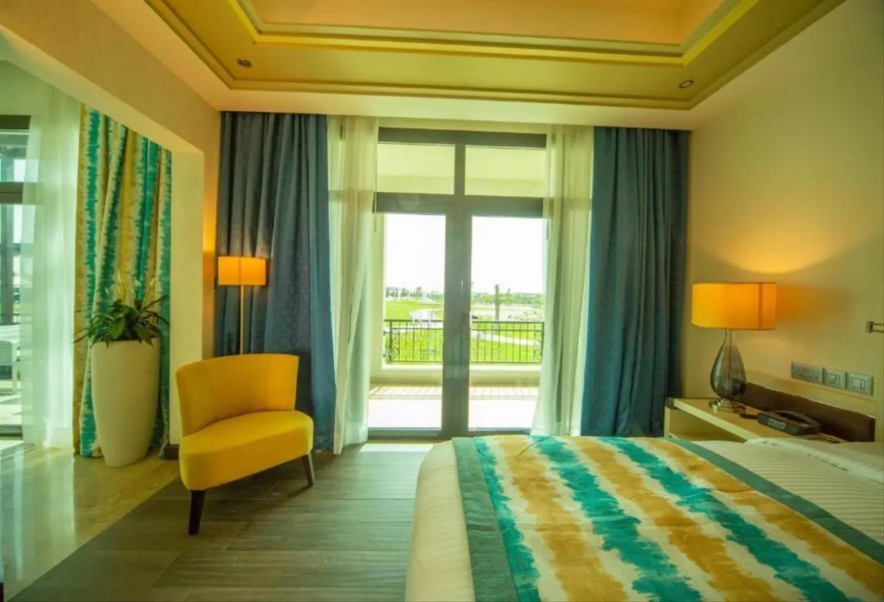 Appartement 1 chambre à louer à Salwa Road, en étage supérieur, dans un complexe hôtelier 5 étoiles