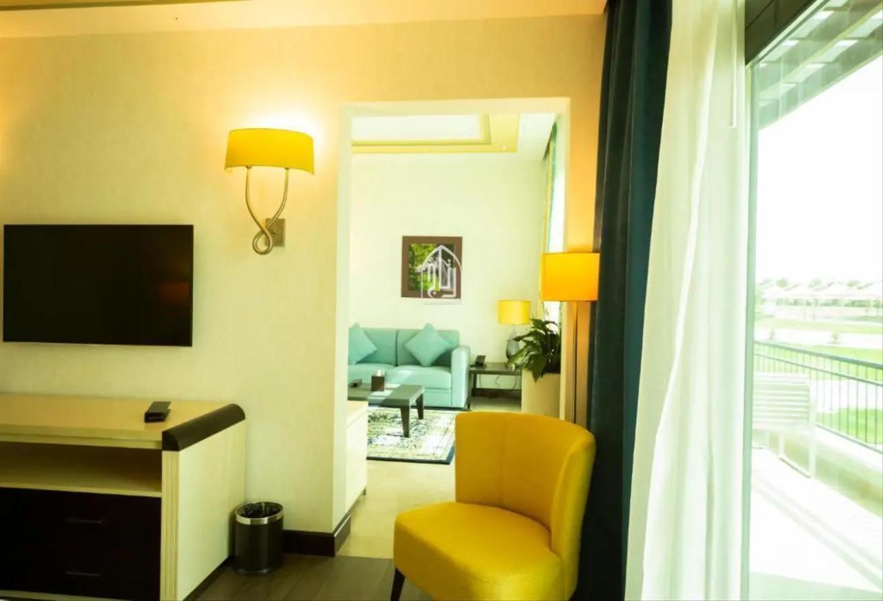 Appartement 1 chambre à louer à Salwa Road, en étage supérieur, dans un complexe hôtelier 5 étoiles